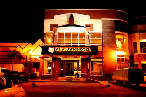 Mo2 Westown Hotel - Mandalagan Bacolod Exterior foto