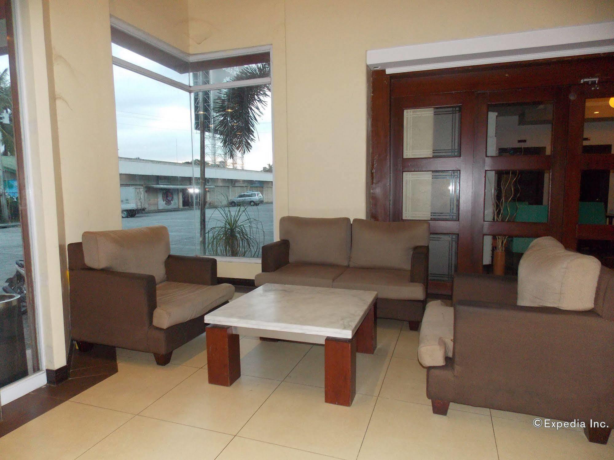 Mo2 Westown Hotel - Mandalagan Bacolod Exterior foto