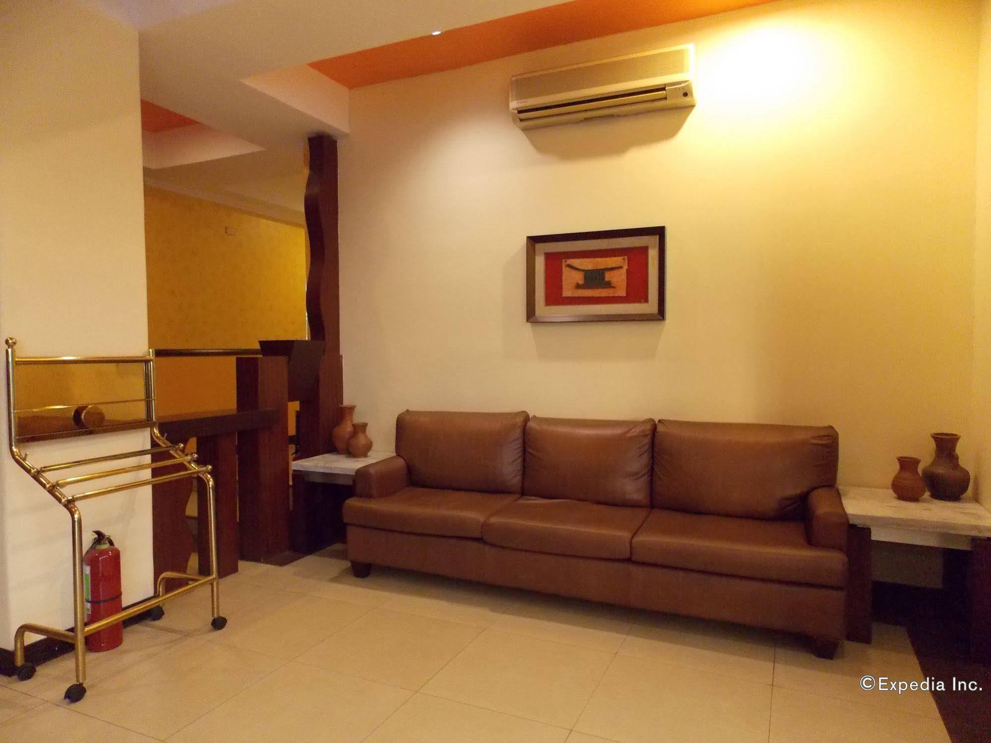 Mo2 Westown Hotel - Mandalagan Bacolod Exterior foto