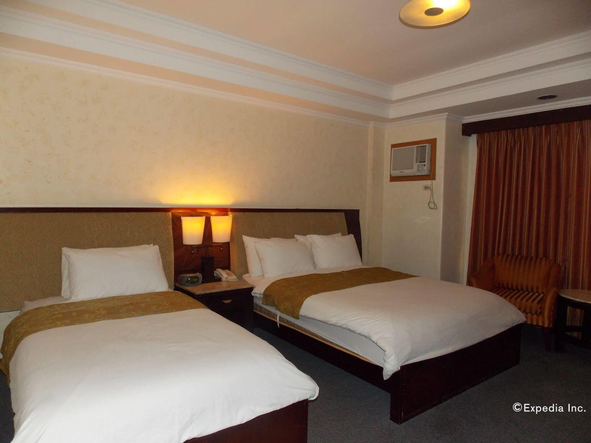 Mo2 Westown Hotel - Mandalagan Bacolod Exterior foto